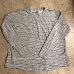 *5 for $20**
 Aerie sweatshirt